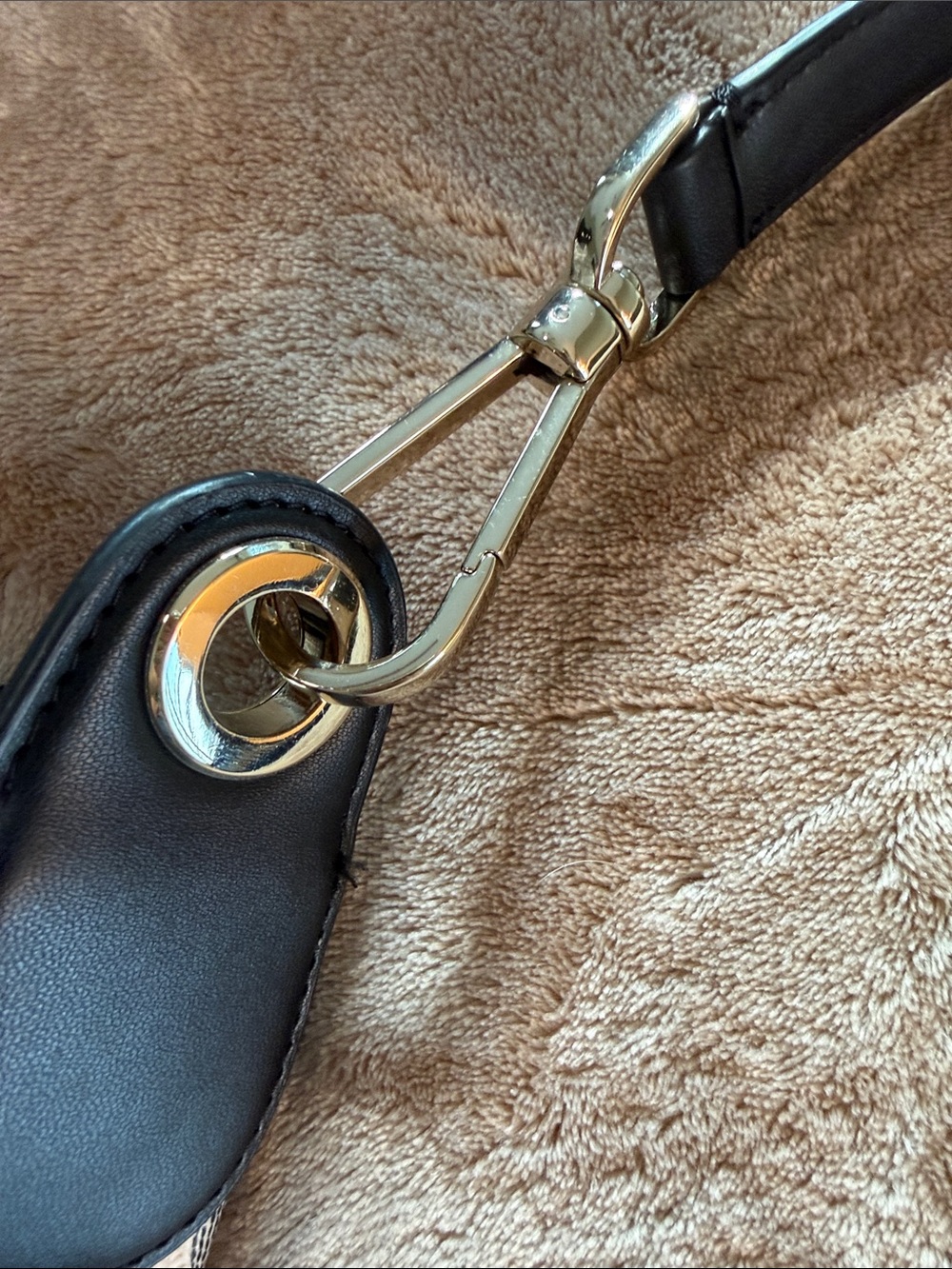 kate spade Cream and Gray Patterned Crossbody with Black Strap - Picture 7 of 11